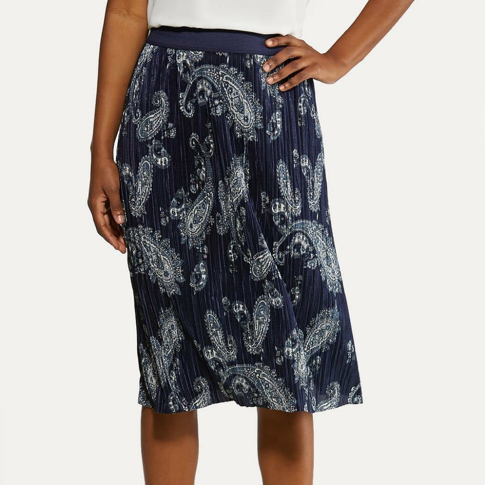 Plus Size Pleated Paisley Skirt